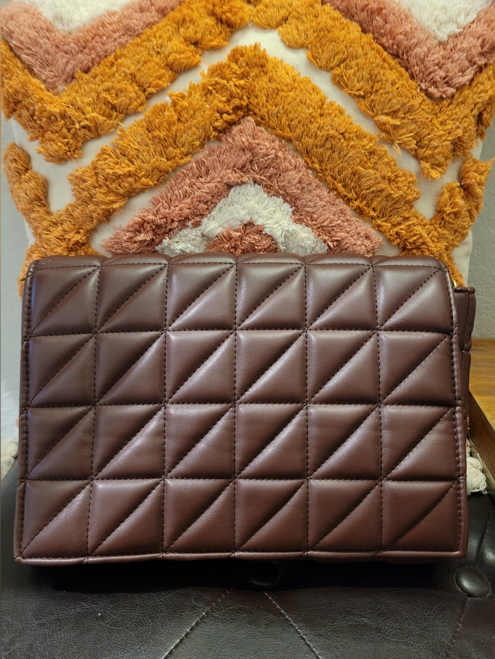 Quilted Chocolate Brown Shoulder Bag with Chunky Gold Chain - Picture 11 of 12